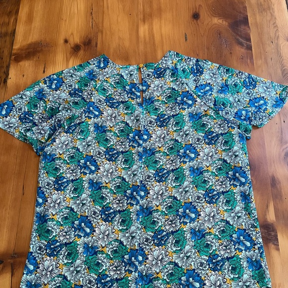 Banana Republic Factory Blue Floral Blouse - Picture 2 of 2